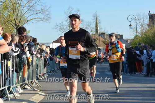 Marathon_Cheverny2025_Dimanche_Passage_CentreVille/2025CHEVERNY_VILLE_000751.JPG