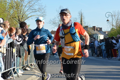 Marathon_Cheverny2025_Dimanche_Passage_CentreVille/2025CHEVERNY_VILLE_000753.JPG