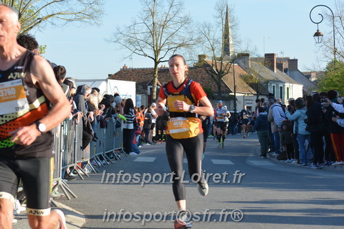 Marathon_Cheverny2025_Dimanche_Passage_CentreVille/2025CHEVERNY_VILLE_000754.JPG