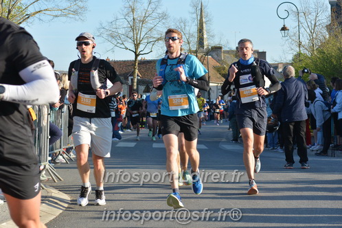 Marathon_Cheverny2025_Dimanche_Passage_CentreVille/2025CHEVERNY_VILLE_000759.JPG