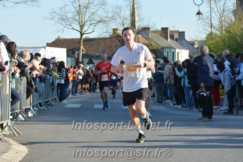 Marathon_Cheverny2025_Dimanche_Passage_CentreVille/2025CHEVERNY_VILLE_000771.JPG