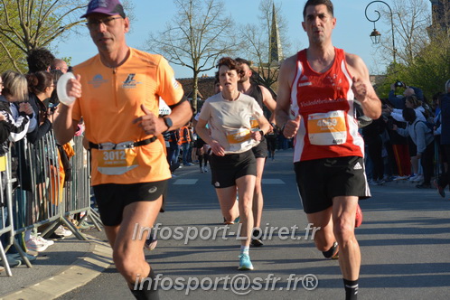 Marathon_Cheverny2025_Dimanche_Passage_CentreVille/2025CHEVERNY_VILLE_000778.JPG