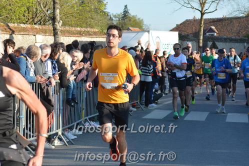 Marathon_Cheverny2025_Dimanche_Passage_CentreVille/2025CHEVERNY_VILLE_000783.JPG