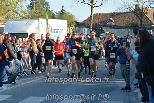 Marathon_Cheverny2025_Dimanche_Passage_CentreVille/2025CHEVERNY_VILLE_000791.JPG