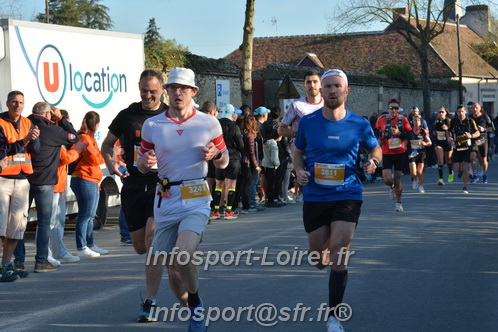 Marathon_Cheverny2025_Dimanche_Passage_CentreVille/2025CHEVERNY_VILLE_000796.JPG