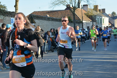 Marathon_Cheverny2025_Dimanche_Passage_CentreVille/2025CHEVERNY_VILLE_000809.JPG