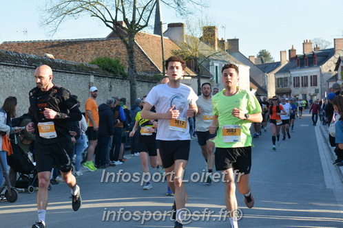 Marathon_Cheverny2025_Dimanche_Passage_CentreVille/2025CHEVERNY_VILLE_000814.JPG