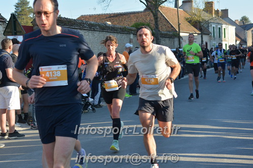 Marathon_Cheverny2025_Dimanche_Passage_CentreVille/2025CHEVERNY_VILLE_000816.JPG