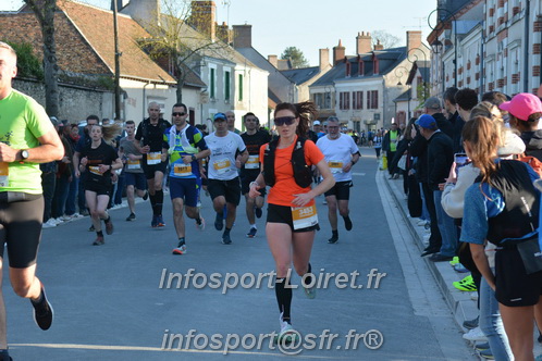 Marathon_Cheverny2025_Dimanche_Passage_CentreVille/2025CHEVERNY_VILLE_000817.JPG