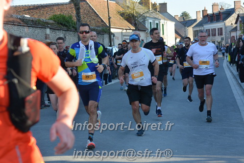 Marathon_Cheverny2025_Dimanche_Passage_CentreVille/2025CHEVERNY_VILLE_000819.JPG
