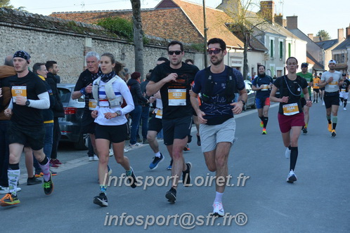 Marathon_Cheverny2025_Dimanche_Passage_CentreVille/2025CHEVERNY_VILLE_000824.JPG