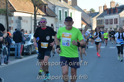 Marathon_Cheverny2025_Dimanche_Passage_CentreVille/2025CHEVERNY_VILLE_000830.JPG