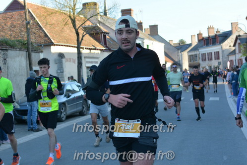 Marathon_Cheverny2025_Dimanche_Passage_CentreVille/2025CHEVERNY_VILLE_000837.JPG