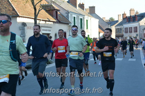 Marathon_Cheverny2025_Dimanche_Passage_CentreVille/2025CHEVERNY_VILLE_000839.JPG