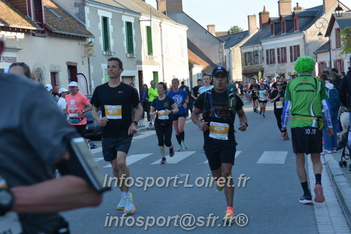 Marathon_Cheverny2025_Dimanche_Passage_CentreVille/2025CHEVERNY_VILLE_000843.JPG