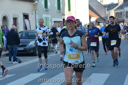 Marathon_Cheverny2025_Dimanche_Passage_CentreVille/2025CHEVERNY_VILLE_000847.JPG