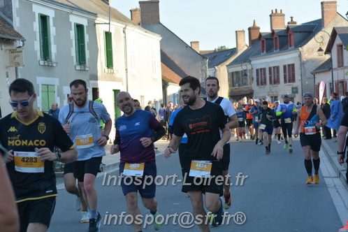 Marathon_Cheverny2025_Dimanche_Passage_CentreVille/2025CHEVERNY_VILLE_000848.JPG
