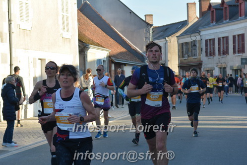 Marathon_Cheverny2025_Dimanche_Passage_CentreVille/2025CHEVERNY_VILLE_000860.JPG