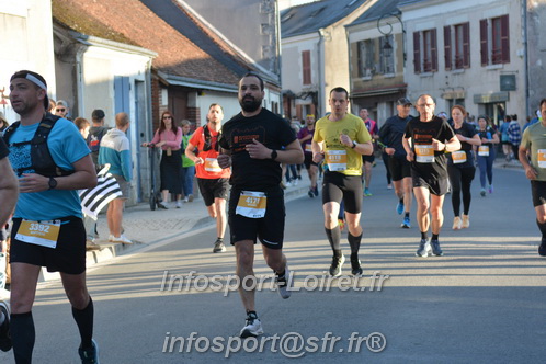 Marathon_Cheverny2025_Dimanche_Passage_CentreVille/2025CHEVERNY_VILLE_000864.JPG