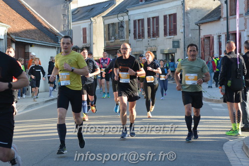 Marathon_Cheverny2025_Dimanche_Passage_CentreVille/2025CHEVERNY_VILLE_000865.JPG
