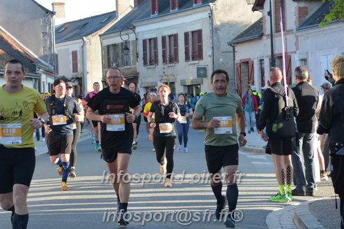 Marathon_Cheverny2025_Dimanche_Passage_CentreVille/2025CHEVERNY_VILLE_000866.JPG