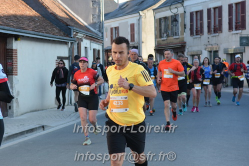 Marathon_Cheverny2025_Dimanche_Passage_CentreVille/2025CHEVERNY_VILLE_000869.JPG