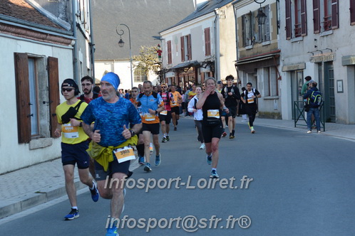 Marathon_Cheverny2025_Dimanche_Passage_CentreVille/2025CHEVERNY_VILLE_000877.JPG
