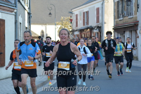Marathon_Cheverny2025_Dimanche_Passage_CentreVille/2025CHEVERNY_VILLE_000878.JPG
