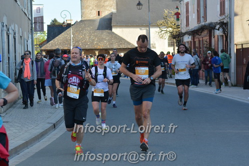 Marathon_Cheverny2025_Dimanche_Passage_CentreVille/2025CHEVERNY_VILLE_000882.JPG