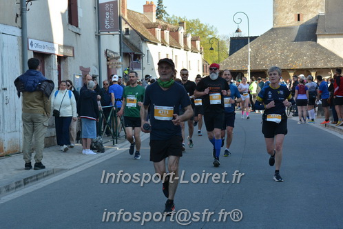 Marathon_Cheverny2025_Dimanche_Passage_CentreVille/2025CHEVERNY_VILLE_000891.JPG