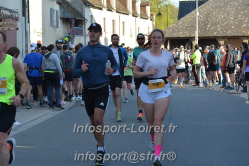 Marathon_Cheverny2025_Dimanche_Passage_CentreVille/2025CHEVERNY_VILLE_000894.JPG