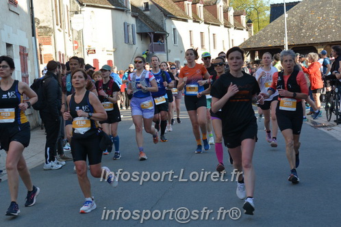 Marathon_Cheverny2025_Dimanche_Passage_CentreVille/2025CHEVERNY_VILLE_000899.JPG