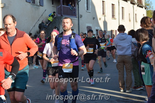 Marathon_Cheverny2025_Dimanche_Passage_CentreVille/2025CHEVERNY_VILLE_000933.JPG