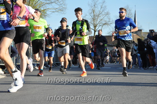 Marathon_Cheverny2025_Dimanche_Passage_CentreVille/2025CHEVERNY_VILLE_000953.JPG