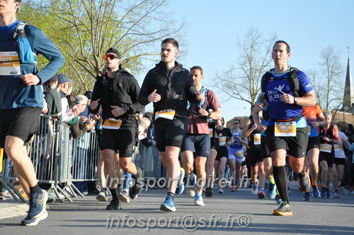 Marathon_Cheverny2025_Dimanche_Passage_CentreVille/2025CHEVERNY_VILLE_000974.JPG