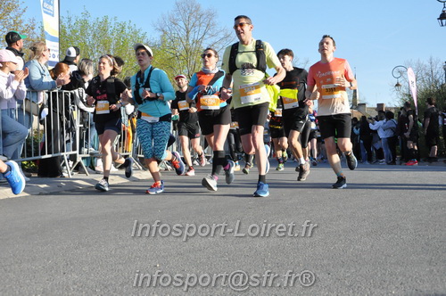 Marathon_Cheverny2025_Dimanche_Passage_CentreVille/2025CHEVERNY_VILLE_000978.JPG