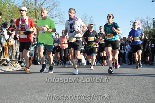 Marathon_Cheverny2025_Dimanche_Passage_CentreVille/2025CHEVERNY_VILLE_000981.JPG