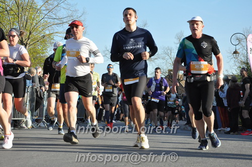 Marathon_Cheverny2025_Dimanche_Passage_CentreVille/2025CHEVERNY_VILLE_000989.JPG