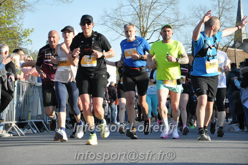 Marathon_Cheverny2025_Dimanche_Passage_CentreVille/2025CHEVERNY_VILLE_001000.JPG