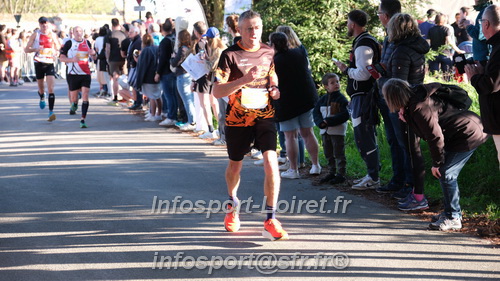 Marathon_Cheverny2025_Dimanche_Passage_CentreVille/2025CHEVERNY_VILLE_001022.JPG