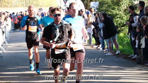 Marathon_Cheverny2025_Dimanche_Passage_CentreVille/2025CHEVERNY_VILLE_001031.JPG