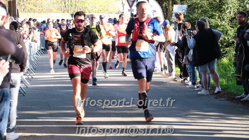Marathon_Cheverny2025_Dimanche_Passage_CentreVille/2025CHEVERNY_VILLE_001035.JPG