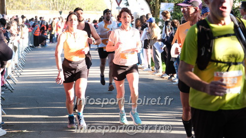 Marathon_Cheverny2025_Dimanche_Passage_CentreVille/2025CHEVERNY_VILLE_001037.JPG