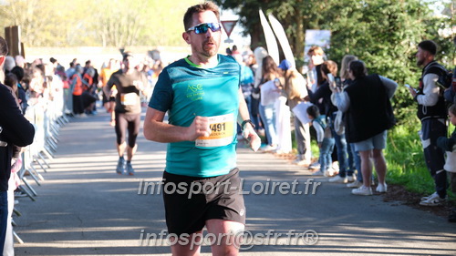 Marathon_Cheverny2025_Dimanche_Passage_CentreVille/2025CHEVERNY_VILLE_001039.JPG