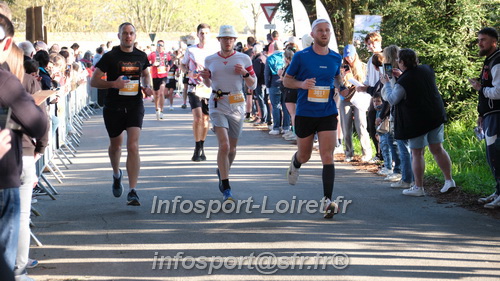 Marathon_Cheverny2025_Dimanche_Passage_CentreVille/2025CHEVERNY_VILLE_001053.JPG
