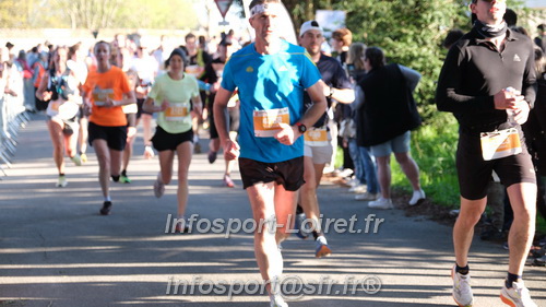 Marathon_Cheverny2025_Dimanche_Passage_CentreVille/2025CHEVERNY_VILLE_001057.JPG