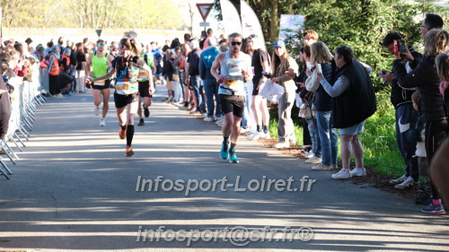 Marathon_Cheverny2025_Dimanche_Passage_CentreVille/2025CHEVERNY_VILLE_001062.JPG