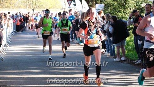 Marathon_Cheverny2025_Dimanche_Passage_CentreVille/2025CHEVERNY_VILLE_001066.JPG