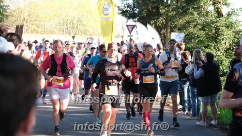 Marathon_Cheverny2025_Dimanche_Passage_CentreVille/2025CHEVERNY_VILLE_001087.JPG