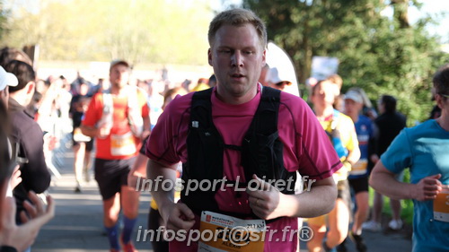 Marathon_Cheverny2025_Dimanche_Passage_CentreVille/2025CHEVERNY_VILLE_001089.JPG